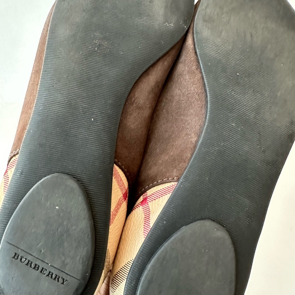Burberry Brown Suede Nova Check  Cap Toe Ballet Flats - Picture 9 of 9